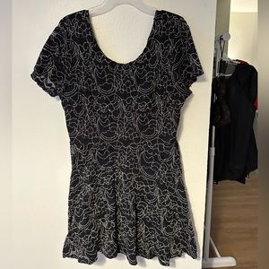 Forever 21 Plus Size 2X Black and Gold Lace Cocktail Dress